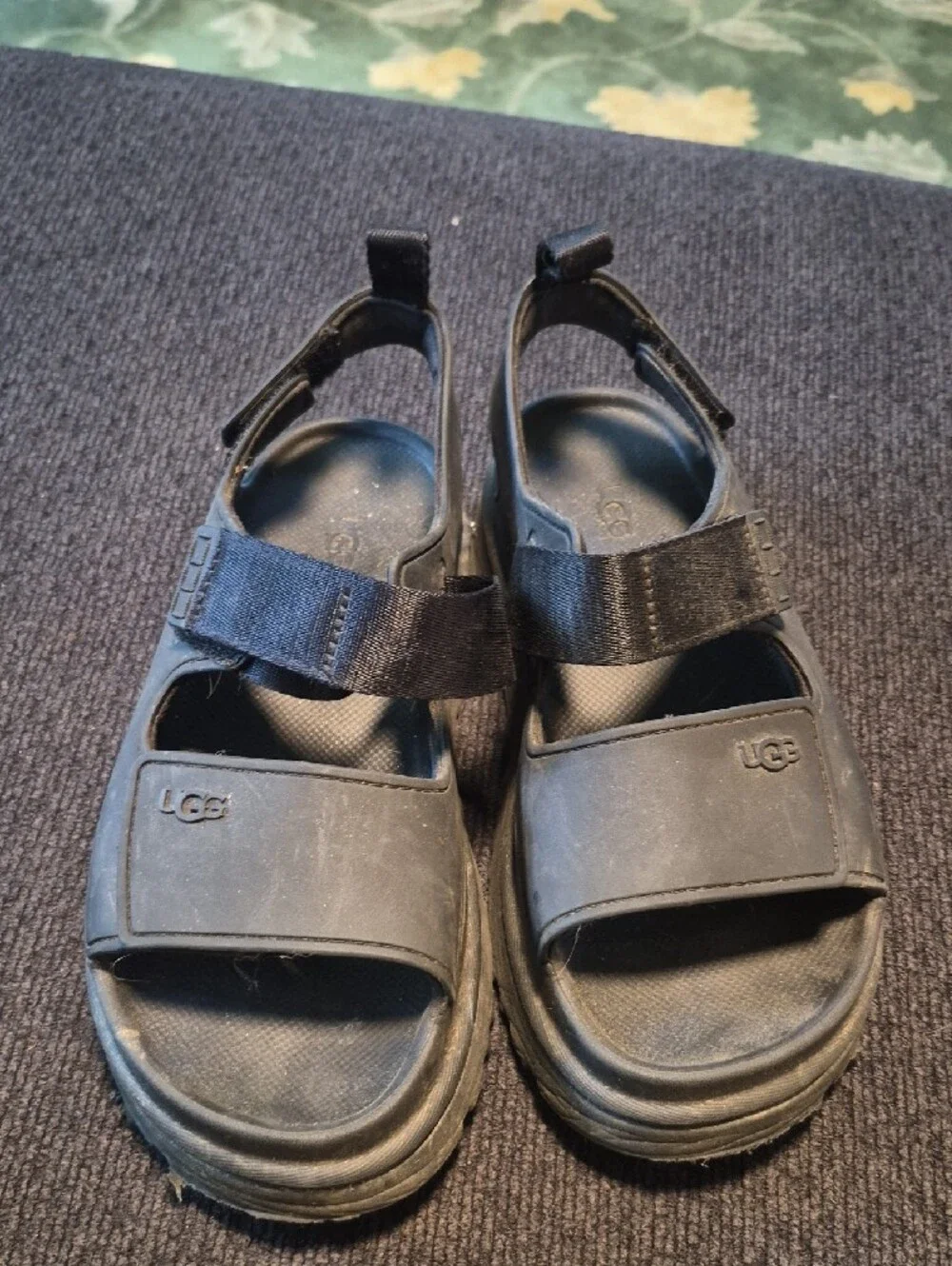 UGG Kids Black Hook-and-Loop Sport Sandals